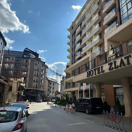 Apartamento Palace 7 *